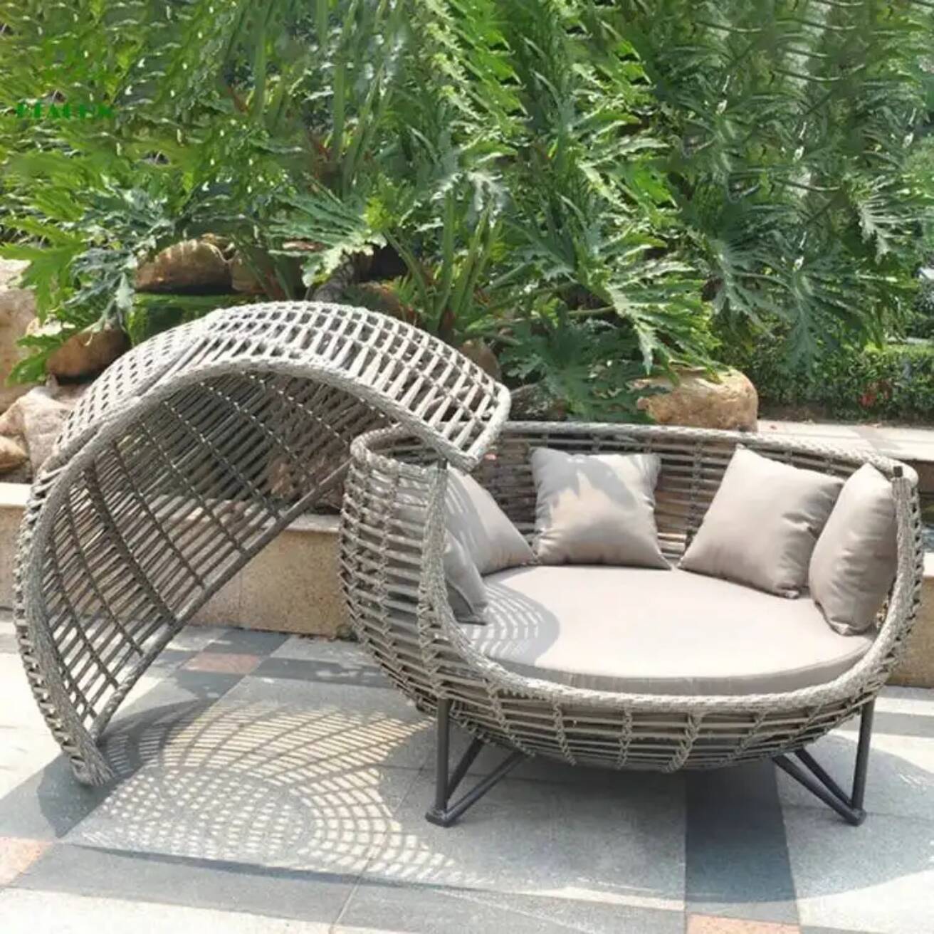 Tempat Tidur Santai Kanopi Pat - Outdoor Daybed Furniture ulasan dan harga